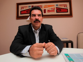 Manfred Reyes Villa, candidato por
