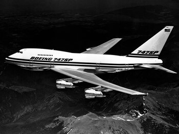 Boeing 747 SP (Hulton-Deutsch Collection/CORBIS/Corbis
