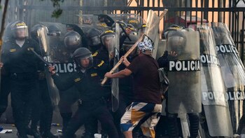 La agitación política está destrozando