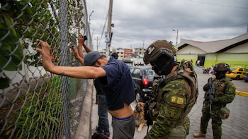 Ecuador.- Más de 20 detenidos,