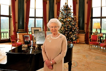 La reina Isabel II pronuncia