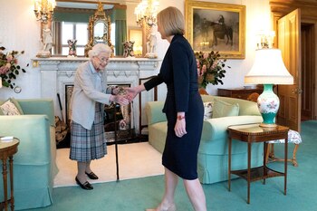 La reina Isabel no viajó