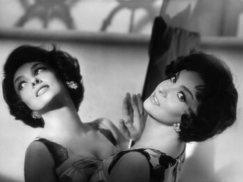 La actriz italiana Gina Lollobrigida,
