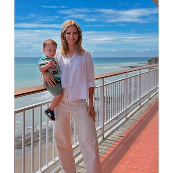 Lavina junto a su pequeño