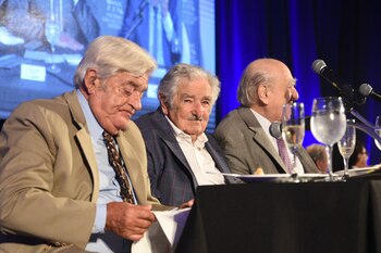 Los expresidentes de Uruguay Luis