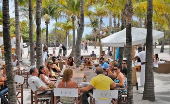 En Nikki Beach puedes comer,