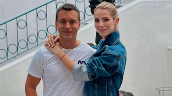 Lavinia Valbonesi junto a su
