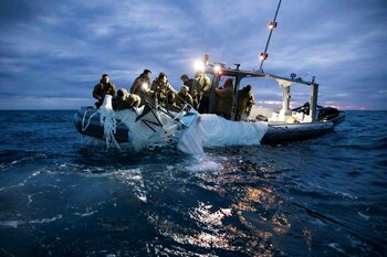 Los marineros asignados al Grupo