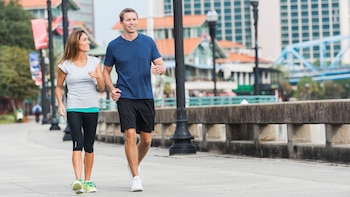 Cinco beneficios de caminar, la