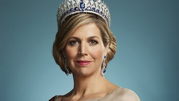 De niña a reina: 50
