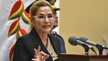 La ex presidenta transitoria de