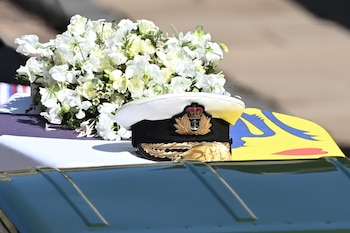 La gorra militar sobre el