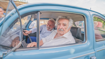José Mujica junto al mandatario